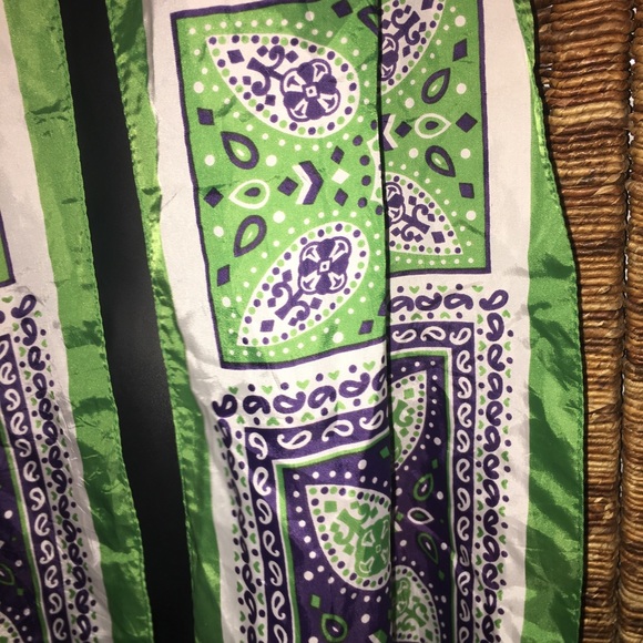 Vintage Paisley Print Scarf - Picture 2 of 3